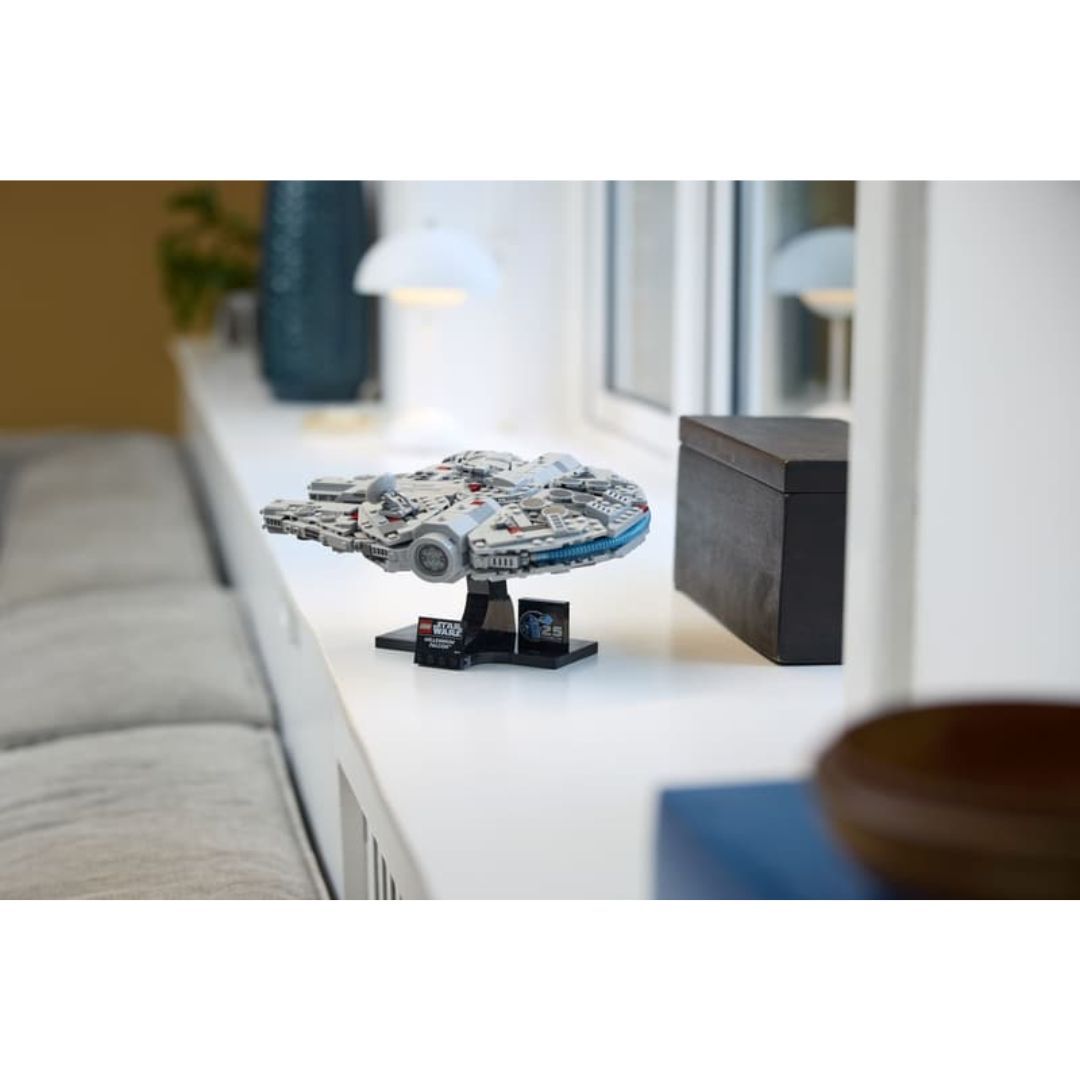LEGO Star Wars 75375 - Millennium Falcon