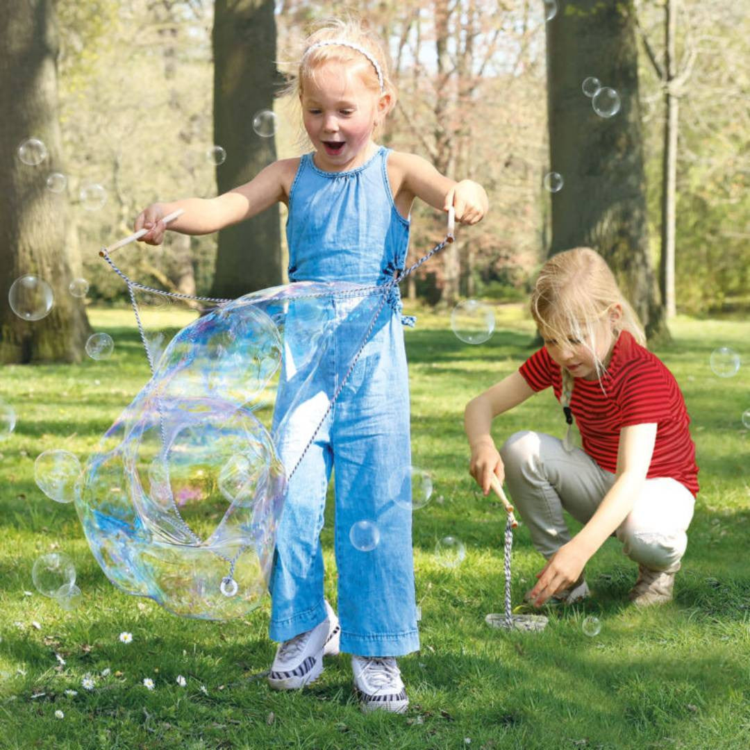 SES Creative - Faire des bulles géantes
