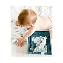Doudou et Compagnie - Coffret cadeau cape de bain et Doudou Yoca le koala - 80 x 80 cm