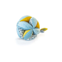 Doudou & Compagnie : Balles sensorielles avec hochet assorties - Collection Yoca Le Koala